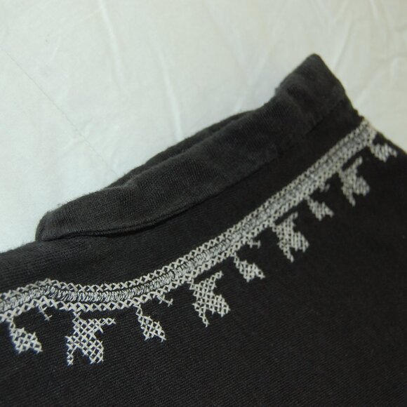 Garnet Hill linen embroidered tee - Picture 4 of 6